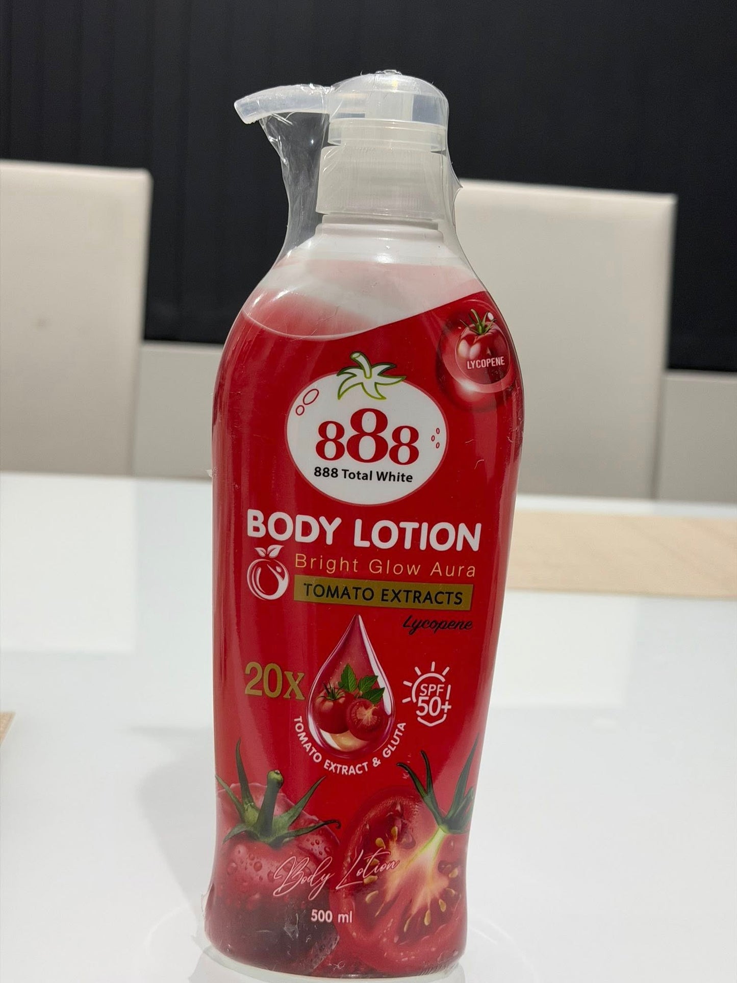 888 Total White Body Lotion Bright Glow Aura Tomato Extract 20X 500 mL